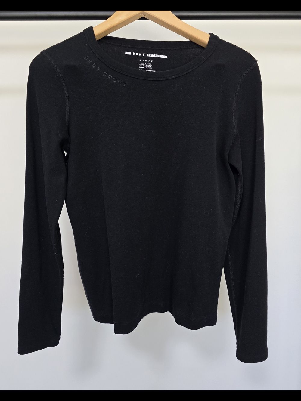 DKNY Black Long Sleeve Crewneck Tee - Women's